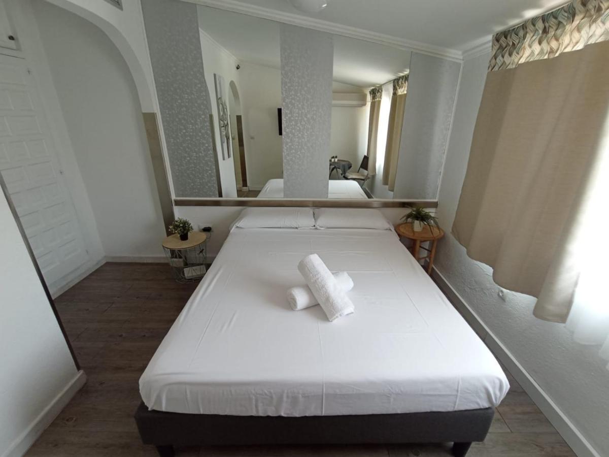 San Antonio Carihuela Aptos. Sun & Beach Торемолинос Екстериор снимка